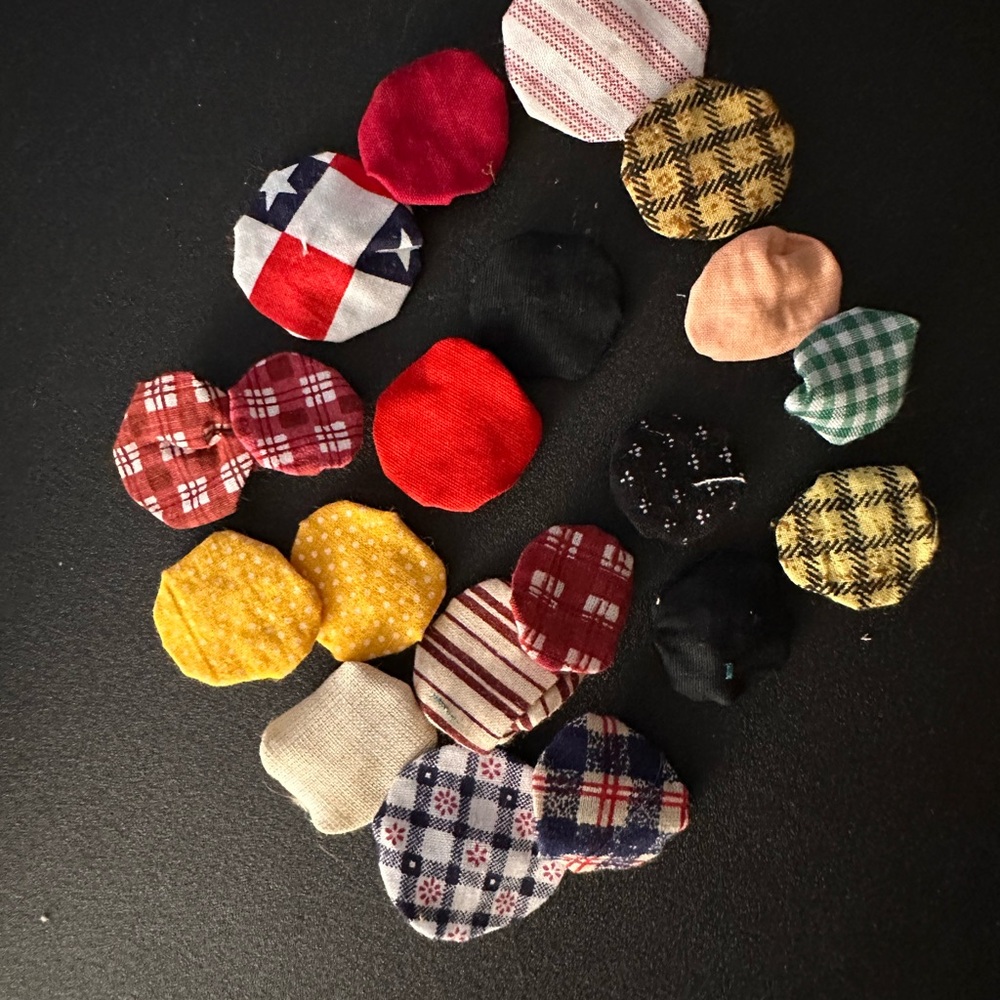 20 Handstitched Fabric Yo-Yo’s-small